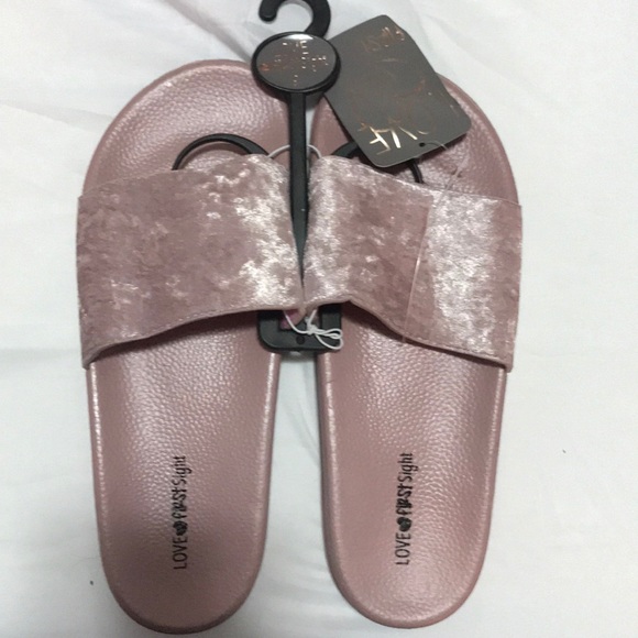 Pink slides - Picture 2 of 5